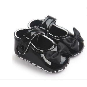 GIFTED DON'T BUY Baby girl bowknot shoes